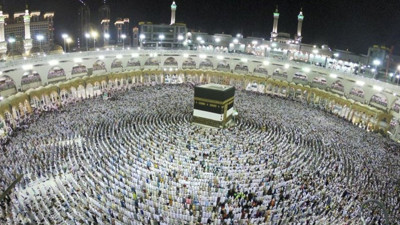 Hac ibadetinde uygulanan Covid-19 kısıtlamalarını kaldırdı