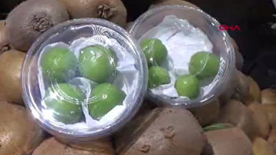 Kilosu çeyrek altınla yarışıyor. 4 erik 89, 5 kiraz 125 TL