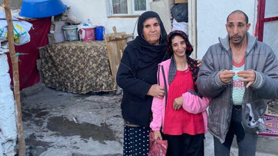 Engelli iki çocuğuyla yaşayan 70 yaşındaki anneye elektrik borcu nedeniyle haciz geldi: Sizin hiç vicdanınız yok mu?