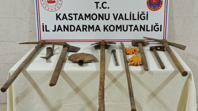Kaçak kazı yapan define avcılarına suçüstü baskın: 5 gözaltı
