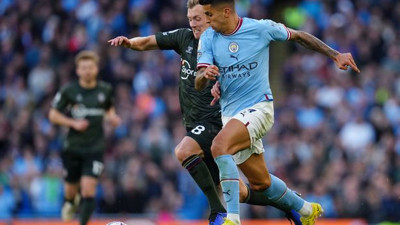 Manchester City'e Southampton darbesi