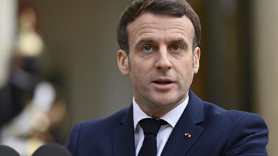 Macron: Cezayir’den af dilemek zorunda değilim