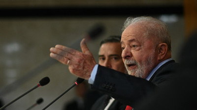 Brezilya Devlet Başkanı Lula, Planalto Sarayı’ndaki görevlileri isyancılara yardımla suçladı