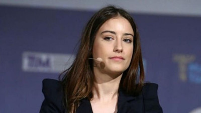 Hazal Kaya hakkında Musa Orhan'a hakaret davası açıldı. Ezgi Mola'ya destek vermişti
