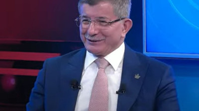 Davutoğlu’ndan masadan çekilme mesajı. İmza yetkisi çıkışıyla tartışma yaratmıştı