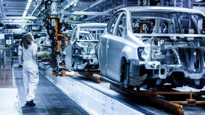 Alman otomotiv devi elektrikli otomobiller için harekete geçti