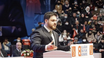 Hüseyin Baş: Sen kimsin Türklüğü Anayasa'dan çıkarıyorsun