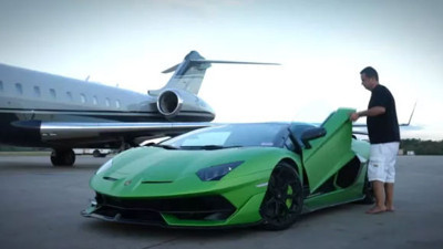 Acun Ilıcalı'dan Survivor'a spor arabalı giriş. İlk görüntüler geldi