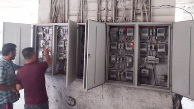 CHP’li Akın elektrikteki oyunu ortaya çıkardı: Belediyelerden tırpanlanan para dağıtım şirketlerine gitti