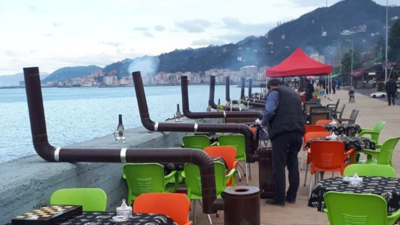 Bu görüntü Türkiye’de olmuştu. Sahili sobalar işgal etmişti