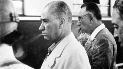 Atatürk Cumhurbaşkanlığı görevini neden bırakmak istedi?