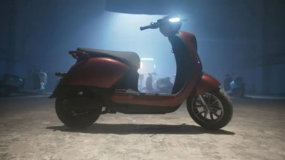 Kendinden dengeli Scooter. Dünyada bir ilk