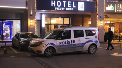 AVM’nin otel odasında ölü bulundu, ekipler harekete geçti