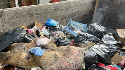 Eskişehir’de çöp ev kabusu: İçeride öldüğünü tahmin ettiler...