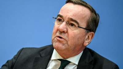 Almanya'nın yeni savunma bakanı belli oldu