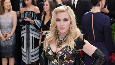 Çalıntı tabloyu Madonna’dan geri istediler