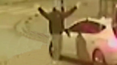 Kuyumcuyu soyan hırsızlar göbek atarak kutlama yaptı. ‘Pes’ dedirten görüntü