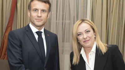 İtalya Başbakanı, Fransa Cumhurbaşkanı ile görüştü