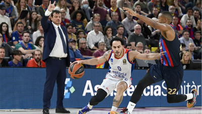 Anadolu Efes Fenerbahçe Beko'yu geçti