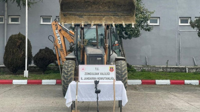 Kaçak kazı yapan şüpheli şahıslar yakalandı