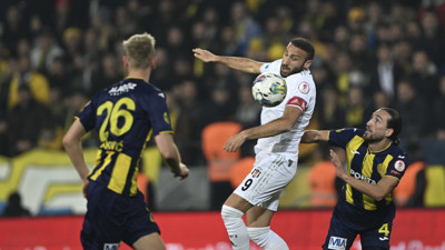 Beşiktaş'ta Cenk Tosun şoku