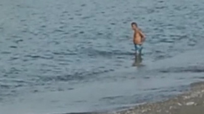 Ocak ayında vatandaşlar denize girdi