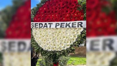 Sedat Peker'den flaş gelişme. Cengiz Karlı’nın cenazesine çelenk gönderdi