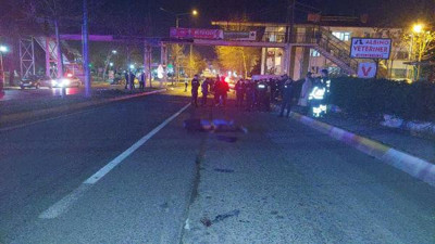 Vicdansız sürücü, yayaya çarparak öldürdü otomobilini bırakıp kaçtı