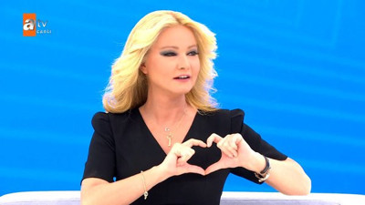 Müge Anlı bilekliğinin sırrını canlı yayında açıkladı! Hiç çıkarmıyormuş