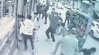 Kavgayı ayırmaya çalışan esnafa tüplü saldırı (21 Ocak 2023)