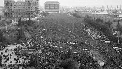 Tek suçları Türk olmaktı. 33 yıl önce Ruslar ve Ermeniler Bakü'ye girip yüzlerce Azerbaycan Türkü'nü öldürdü