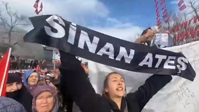 Erdoğan'ın Bursa mitinginde 'Reis Sinan Ateş için adalet' pankartları açıldı