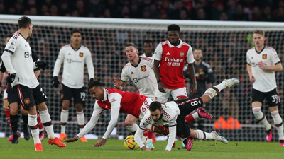 Weghorst sınıfta kaldı: Arsenal büyük maçta güldü