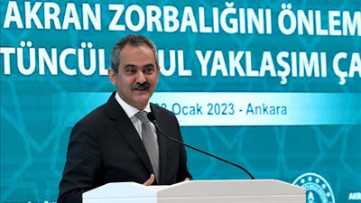 Bakan Özer'den öğretmen atamalarına ilişkin açıklama