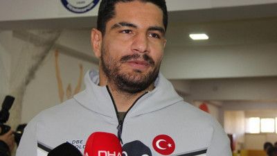 Taha Akgül güreşi ne zaman bırakacağını açıkladı