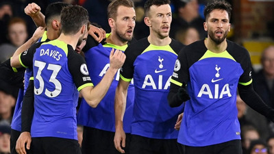 Tottenham Fulham'ı yendi, Harry Kane tarihe geçti
