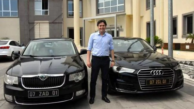 İki makam aracı vardı, İkisini de sattı. İYİ Partili başkan makam aracını sattı hasta nakil aracı aldı