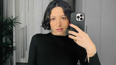 Zeynep Bastık'ın bu sefer ki paylaşımı transparan oldu.