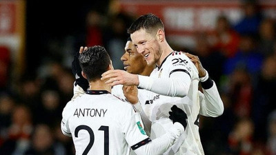 Weghorst siftah yaptı, Manchester United fark attı