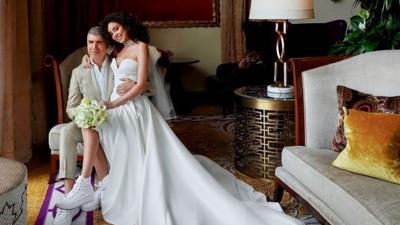 Özcan Deniz ile Samar Dadgar'ın düğününden ilk fotoğraf geldi. Gizlice evlenmişlerdi