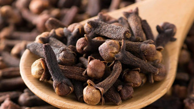 Karanfilin saça faydası var mı?