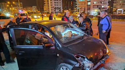 Tilkiye çarptı, kaldırıma çıktı 4 yaralı