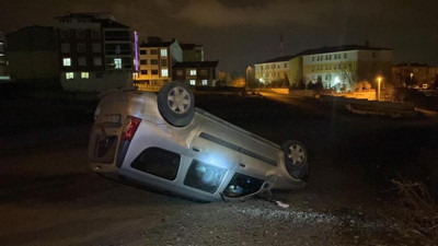 Ehliyetsiz çocuk araçla takla attı