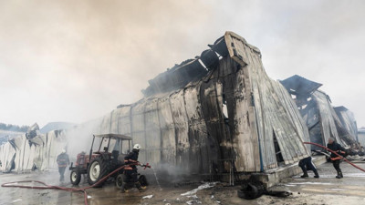 Mobilya atölyesinde yangın çıktı