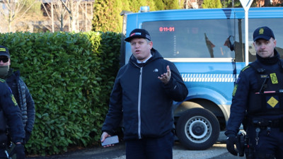 Aşağılık provokatör skandallara devam ediyor. Bu kez Danimarka'da Kuran yaktı