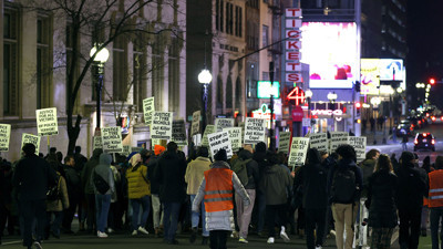 ABD’de polis şiddeti halkı sokağa döktü