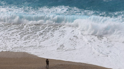 Kaputaş Plajı'nın rengi değişti
