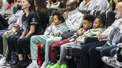 Beşiktaş Emlakjet'i Atiba'nın üçlüsü de kurtaramadı