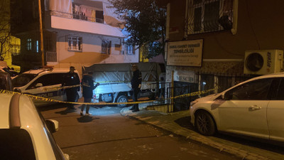 Boşanma aşamasında olduğu eşini sokak ortasında öldürdü