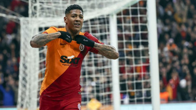 Yollar ayrılıyor. Galatasaray'da flaş Van Aanholt gelişmesi